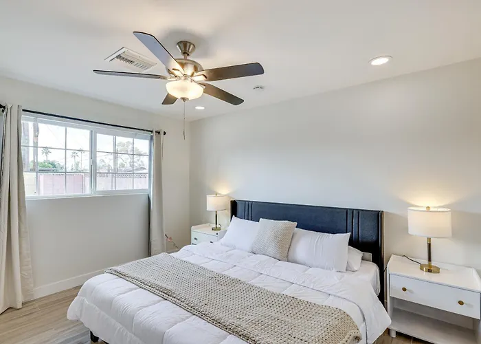 3 Mi To Old Town: W/ Game In Scottsdale! Holiday home *