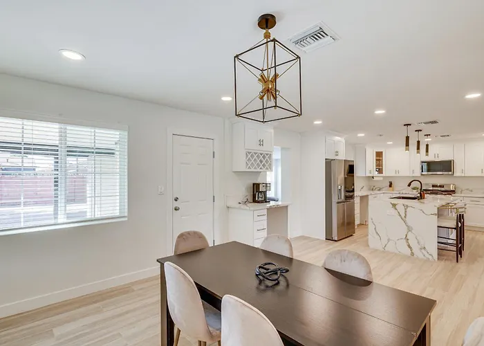 Holiday home 3 Mi To Old Town: W/ Game In Scottsdale!